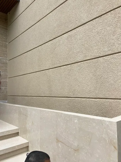 Before: An empty, built-in planter bed along a walkway. It was a great feature just waiting to be brought to life.