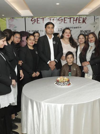 The support of my family and my colleagues is what makes everything possible.