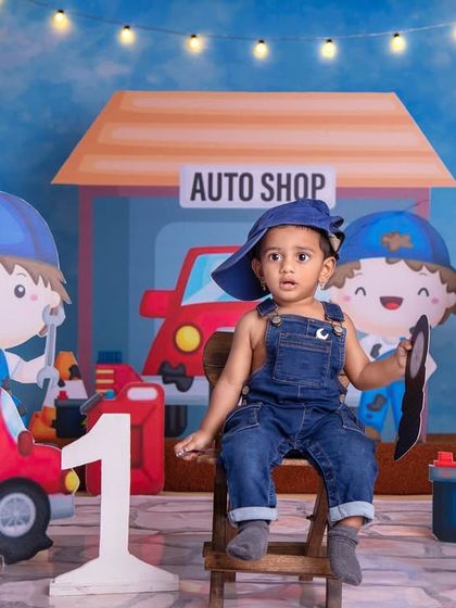 Mini mechanic, maximum cuteness! This little guy is ready to get to work in our fun auto shop theme, complete with tools, tires, and cartoon friends.