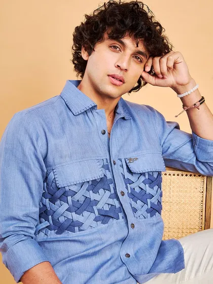 My Bunaee collection is all about texture and comfort. This pure linen shirt features a unique waffle weave, offering a stylish and breathable option for the modern man's daily wardrobe.