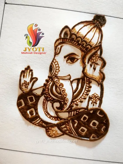 A beautifully detailed Ganpati design. My course covers how to draw various deities, which is a valuable skill for any professional mehndi artist in India.