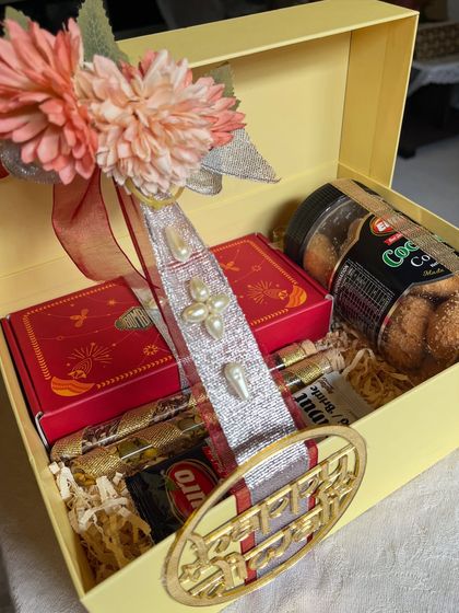 The complete Diwali hamper, beautifully arranged and ready to be gifted. It’s a perfect blend of tradition and modern elegance.