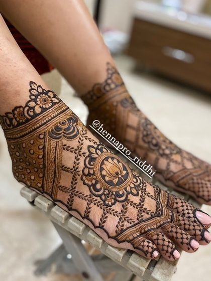 Beautiful Bridal Feet photo 12