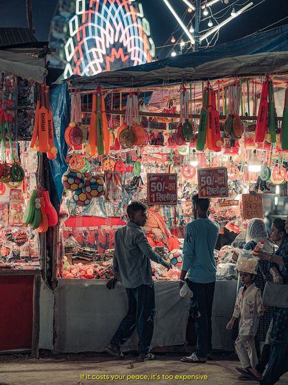 Garima Bhaskar - Photo & Video Editing Presets Amber: Golden Hour & Street Tones photo 44