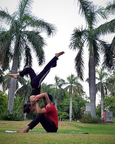 Acroyoga Sessions
