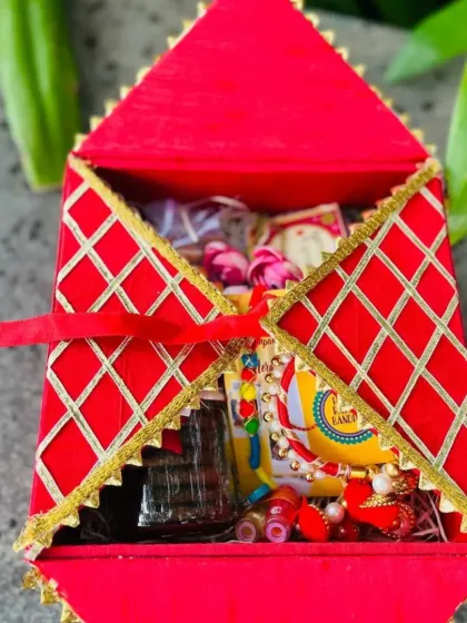 Gift Hamper - Personalized Gift Hampers Rakhi Celebrations photo 165