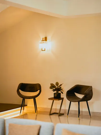 This elegant crystal wall sconce was part of my recent installation in Guwahati. It's a testament to bespoke craftsmanship, adding a touch of brilliance to a quiet corner.