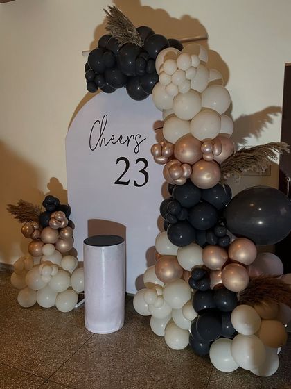 Chic Celebrations for Adults photo 3