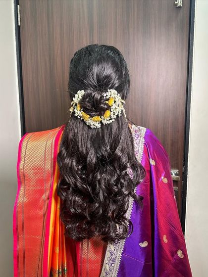 Flowing Waves & Curls photo 96