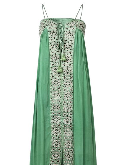 Apparel Photography: On-Model & Product photo 4