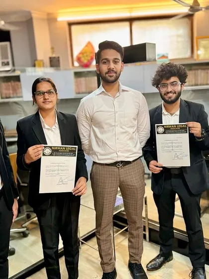 Another shot of the proud interns with their certificates. This visual proof of accomplishment is a key motivator for future law students looking for a valuable internship.