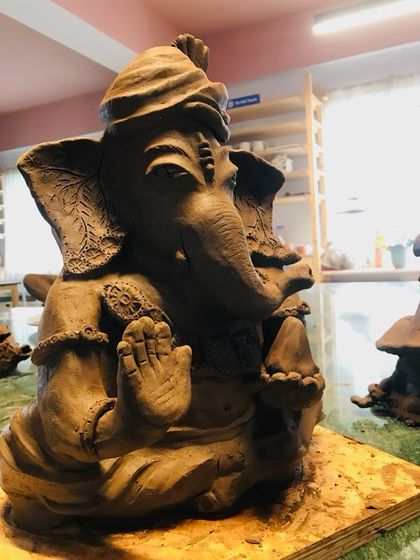 Ganpati Bappa Morya! A student sculpting their own Ganapathy idol during our special Ganesh Chaturthi workshop.