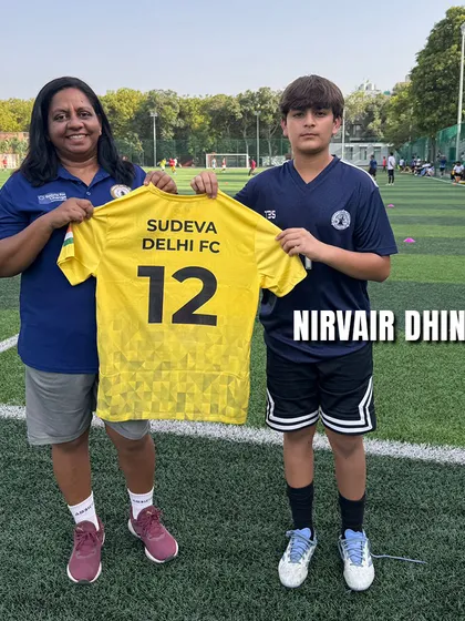 A warm welcome to Nirvair Dhingra, holding his new Sudeva Delhi FC jersey. Welcome to the family, where your football journey begins.
