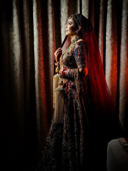 Elegant Bridal Portraits photo 37