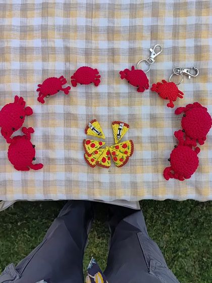 Keychains, Pins & Charms photo 9