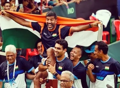A truly special moment carrying tennis icon Rohan Bopanna after his final Davis Cup match. It's an honor built on years of trust and ensuring he could have a long, successful career representing our country.