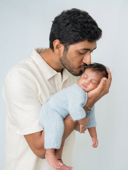 Newborn & Family: First Moments Together photo 3