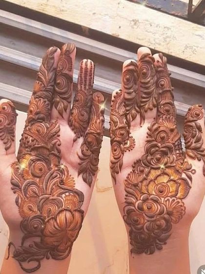 Full Coverage Bridal Henna photo 51