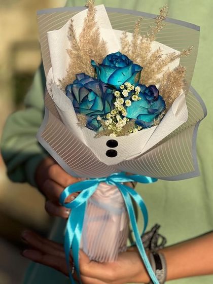 Classic Rose Bouquets photo 3