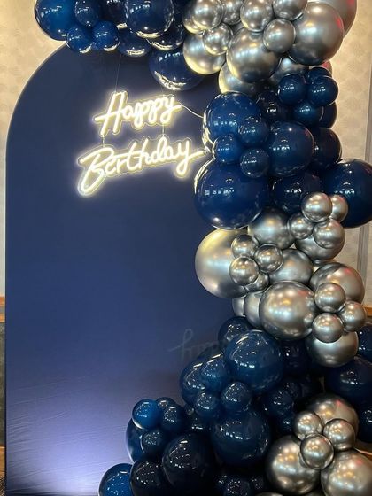 Stylish Backdrops & Grand Entrances photo 6