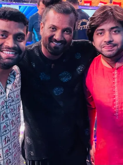 A selfie with fellow musicians on the set of Saregamapa. The camaraderie behind the scenes is just as important as the performance itself.