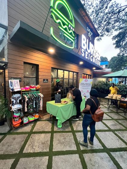 Tails of the City - Pet Supplies Deals, Discounts & Fun Events photo 8