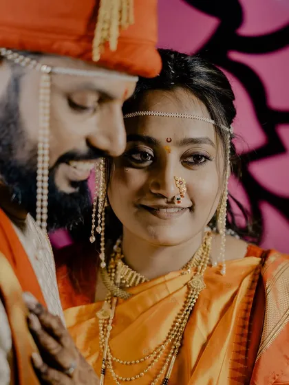 A close-up of a Maharashtrian couple, their love shining through.