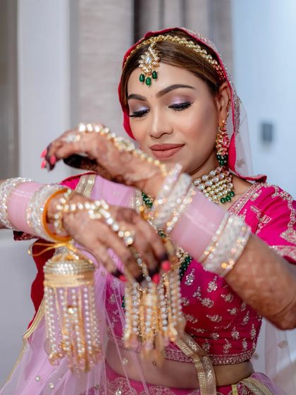 Timeless Wedding Day Looks photo 29