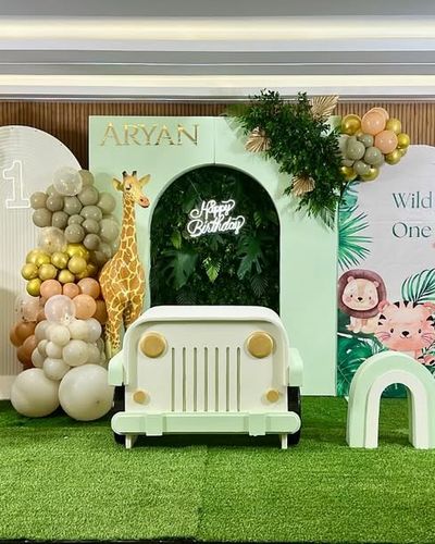 Kids' Parties & Baby Event Decor