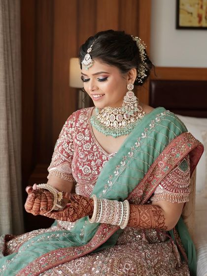 Modern & Pastel Bridal Looks photo 5