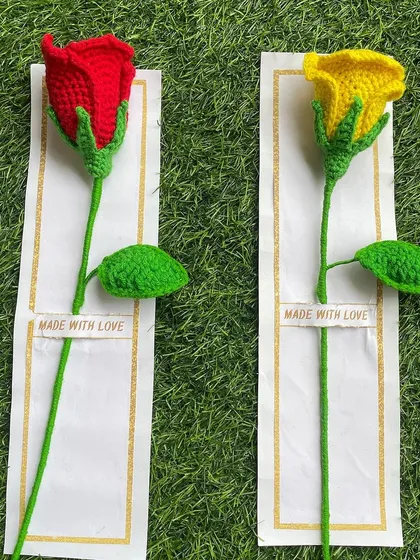Two single-stem roses, one red and one yellow, presented on "Made with Love" cards. A simple and sweet way to gift a forever flower.