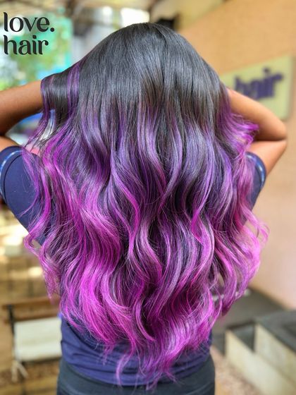 Another angle of the 'molly melt', captured in different lighting to show how the vivid colours pop.