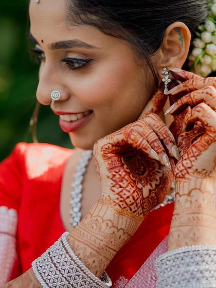 Wedding Stories - Full-Service Wedding Planning Romantic Couple & Bridal Portraits photo 8