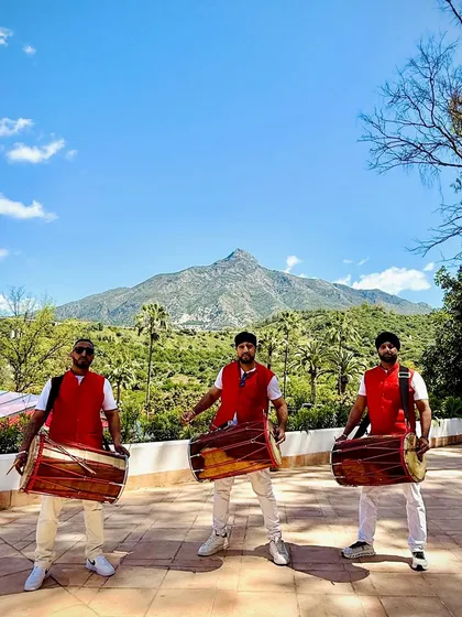The Drumline Entertainment and Kudos Music fam in Marbella. It felt like the good old days, and we absolutely rocked it for this wedding.
