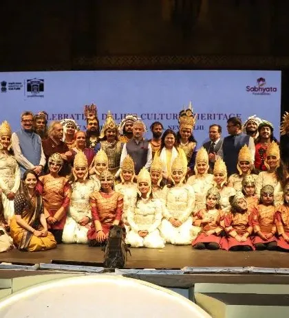 A cherished memory of presenting '18 Days' at Purana Qila in Delhi before esteemed ministers and ambassadors. Bringing the Mahabharata to the historical Indraprastha was a truly special honor.