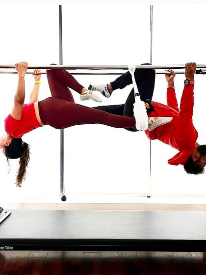 A fun and challenging partner exercise on the Cadillac. Working with a buddy adds a new dimension of trust and synchronization to the workout.