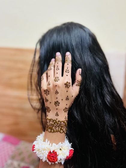 Ghazala - Mehndi Classes Festive & Party Henna photo 32