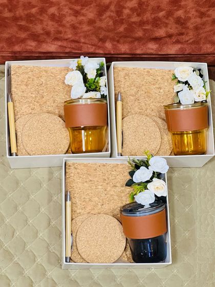 Gift Hamper - Corporate Gifting Branded Corporate Hampers photo 14