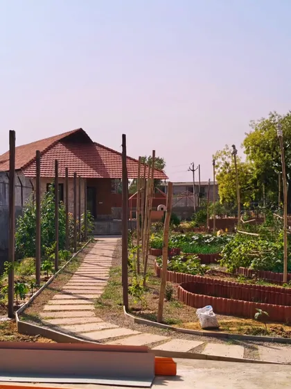 We believe in creating farms that are both productive and beautiful. For this project in Ranthambore, we designed and built this organic veggie garden using curved, raised beds framed with local terracotta tiles for a warm, earthy aesthetic.