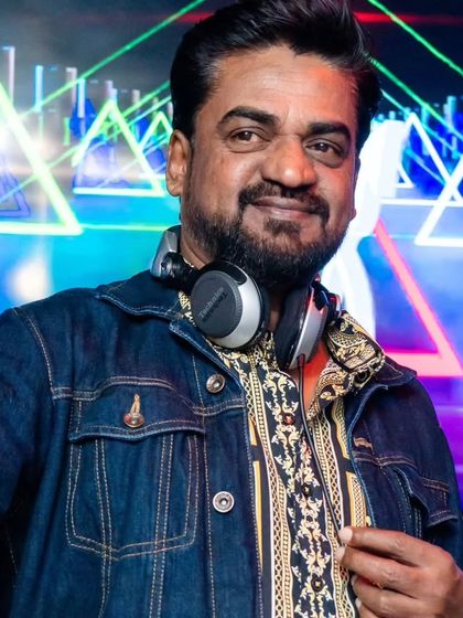 A shot of me at the console during the Republic Day Bash at Nolimmits. Celebrating our nation with patriotic and Bollywood beats.