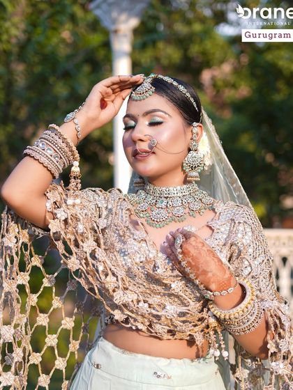 This soft glam look in a pastel lehenga is perfect for a daytime wedding or reception. I teach students to adapt their techniques for different lighting and event styles.