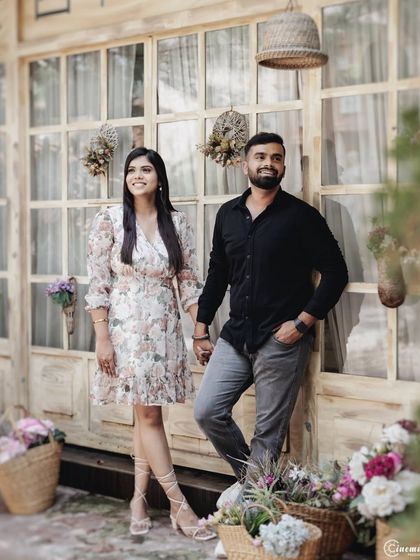 Somesh Chaurasiya - Pre-Wedding Photoshoot & Film City Love: Urban & Cafe Shoots photo 12