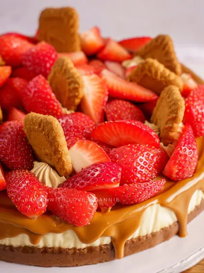 My signature egg-free baked Lotus Biscoff Cheesecake gets a seasonal twist with fresh Mahabaleshwar strawberries. The combination of creamy cheesecake, spiced biscuit, and tart berries is divine.