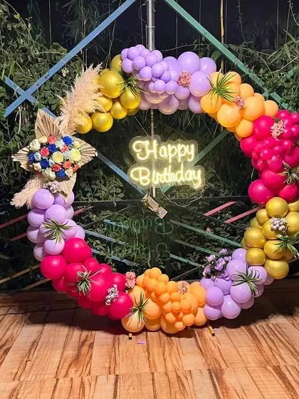 An identical image of the colorful free-standing balloon ring, showcasing its vibrant and portable design.