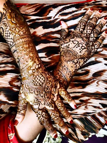 Hajira Mehendi Artist - Mehndi Art Classes & Workshops Elaborate Bridal Mehndi photo 14