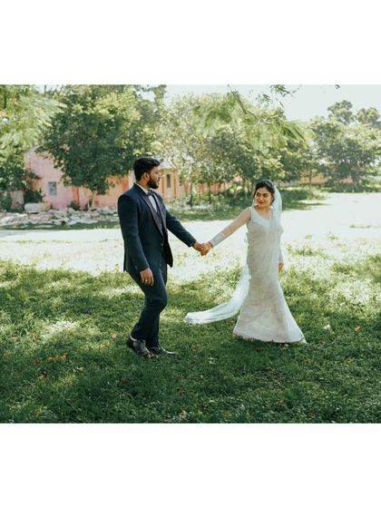 Heart Clickers - Wedding & Engagement Photography Pre-Wedding & Engagement Stories photo 5