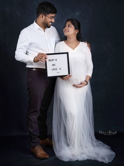 A message for their little one. Using a letter board is a fun and personal way to add a sweet note to your maternity photos.