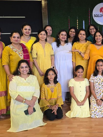 Posing with some of the lovely participants from the workshop. It's so rewarding to see so many happy faces after a great dance session.