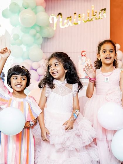 Cuddles & Giggles Photography - Family & Children Photography Birthday Parties & Cake Smashes photo 8