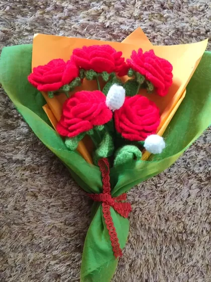 Another look at my handmade rose bouquet. I wrap them nicely to make a special gift. These crochet flowers are a symbol of love and will last forever.